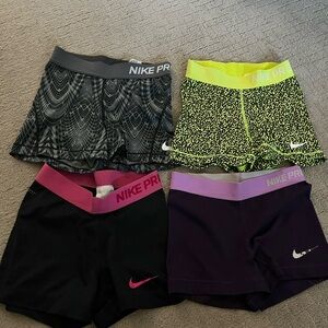 Nike Pro Women's Athletic spandex booty Shorts Set of 4. Size XS